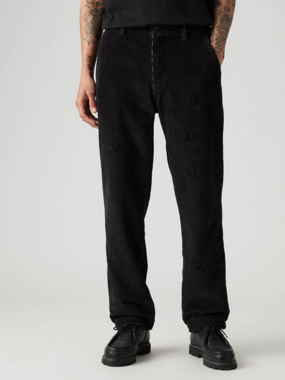 Levi's XX Chino Relaxed Straight Black Corduroy Pants (Men's Size 30/31)